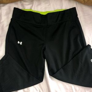 Under Armour knee length pants